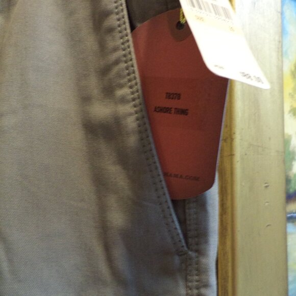 Men's TOMMY BAHAMA SHORTS - "Ashore Thing" Asparagus Size 33  New with Tags $98 - Picture 7 of 11